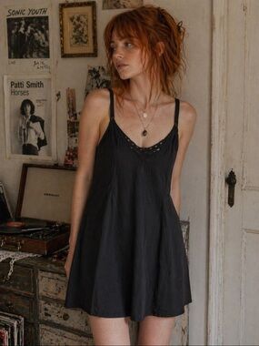 Vintage Vanity Fair Black Slip